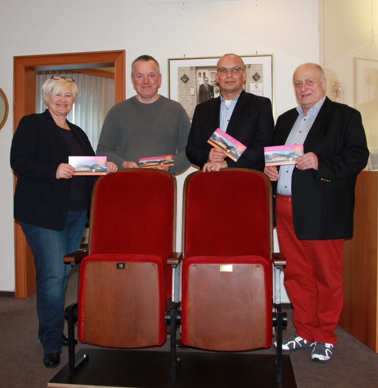 Kultur wird in Schleswig (wieder) eine Heimat haben – Theaterstuhl-Tandems mit Spendenaufruf –