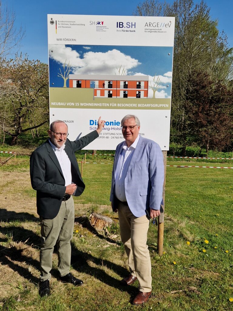 Erster Spatenstich: Wohnungen für Wohnungslose entstehen im Ansgarweg