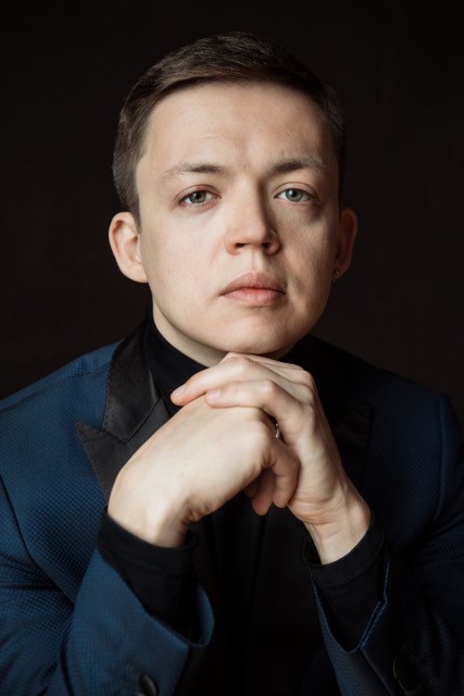 Russischer Starpianist unterstützt Schleswiger Ukraine-Hilfe – Benefizkonzert