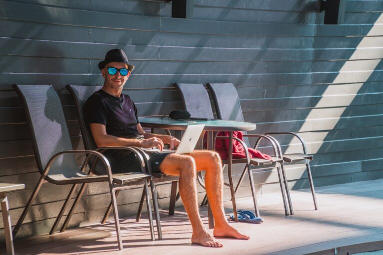 Meerblick statt Meetingraum: Wie Remote Work neue Lebensmodelle an der Küste prägt